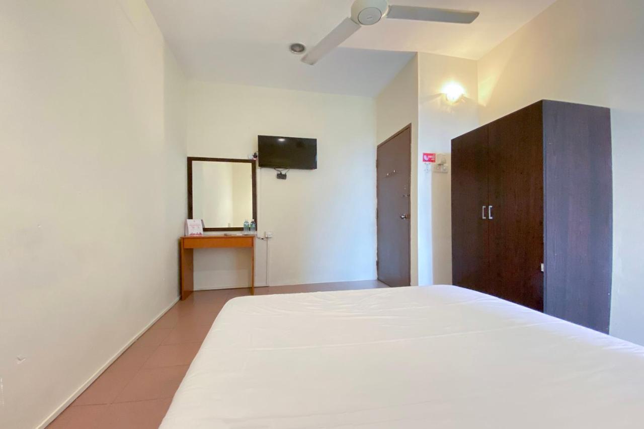 Spot On 89907 Motel Impian Seri Manjung Kültér fotó