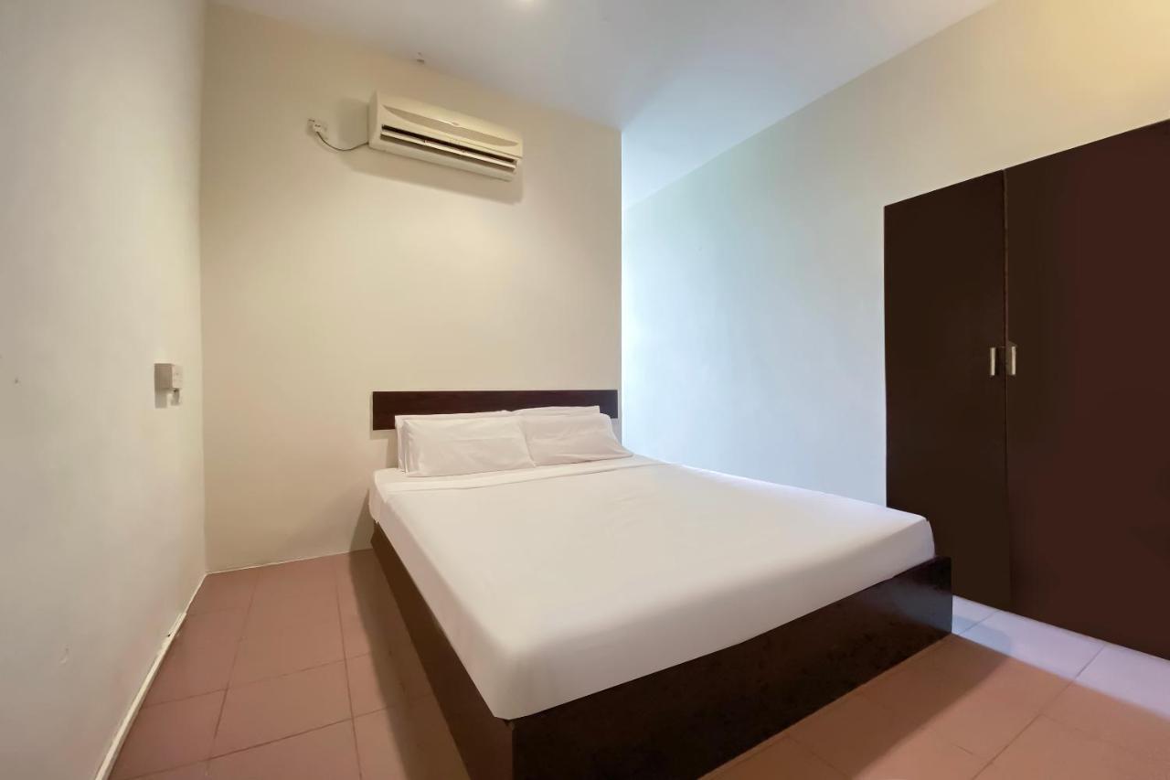 Spot On 89907 Motel Impian Seri Manjung Kültér fotó