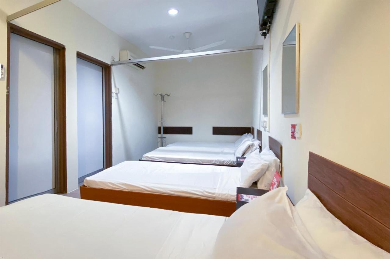 Spot On 89907 Motel Impian Seri Manjung Kültér fotó