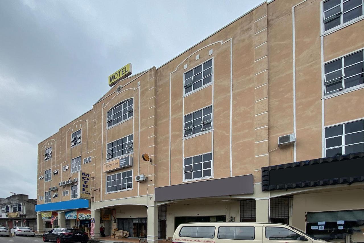 Spot On 89907 Motel Impian Seri Manjung Kültér fotó