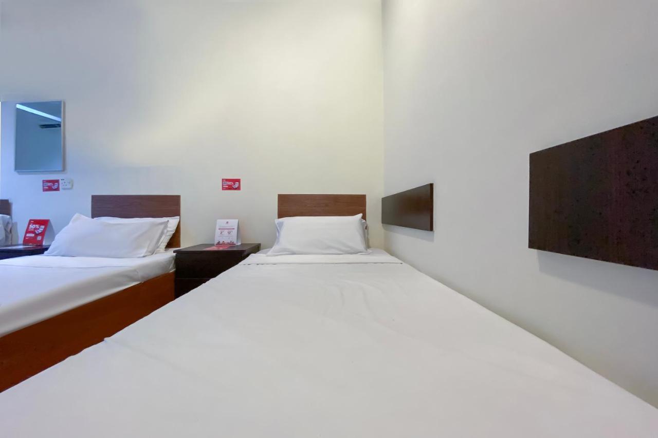 Spot On 89907 Motel Impian Seri Manjung Kültér fotó