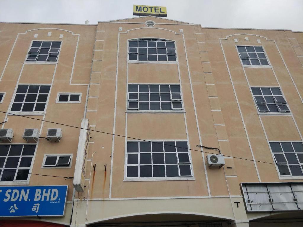 Spot On 89907 Motel Impian Seri Manjung Kültér fotó