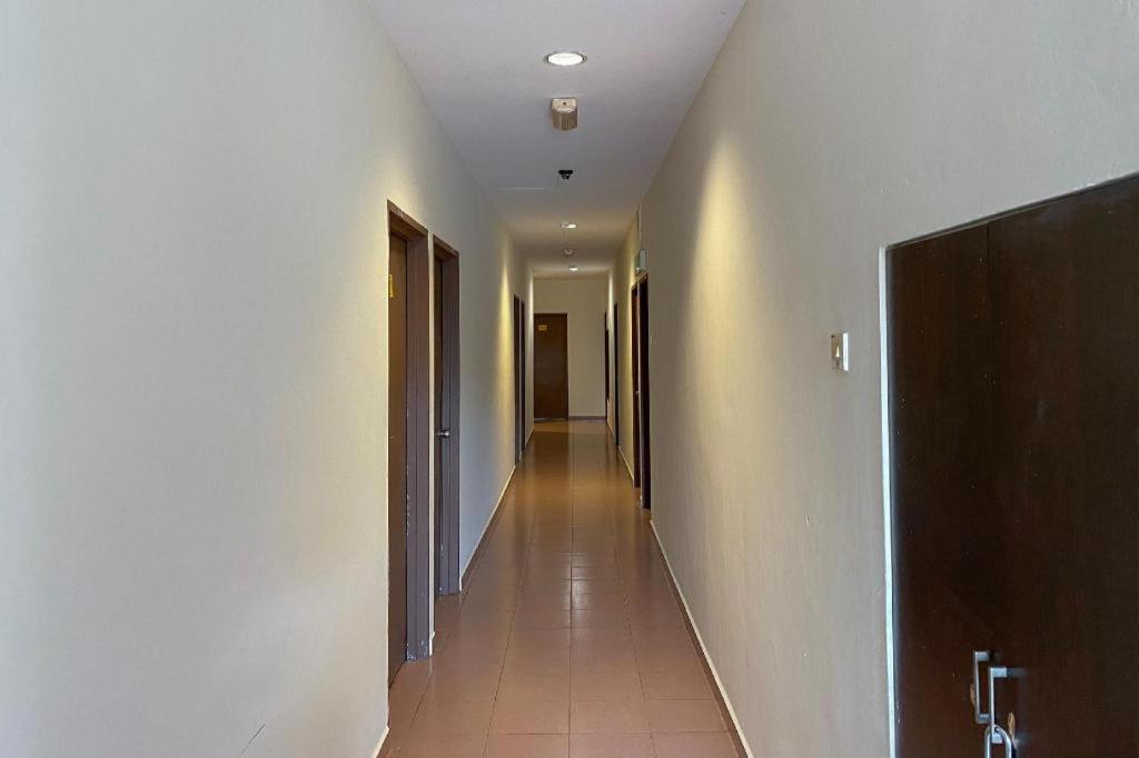 Spot On 89907 Motel Impian Seri Manjung Kültér fotó
