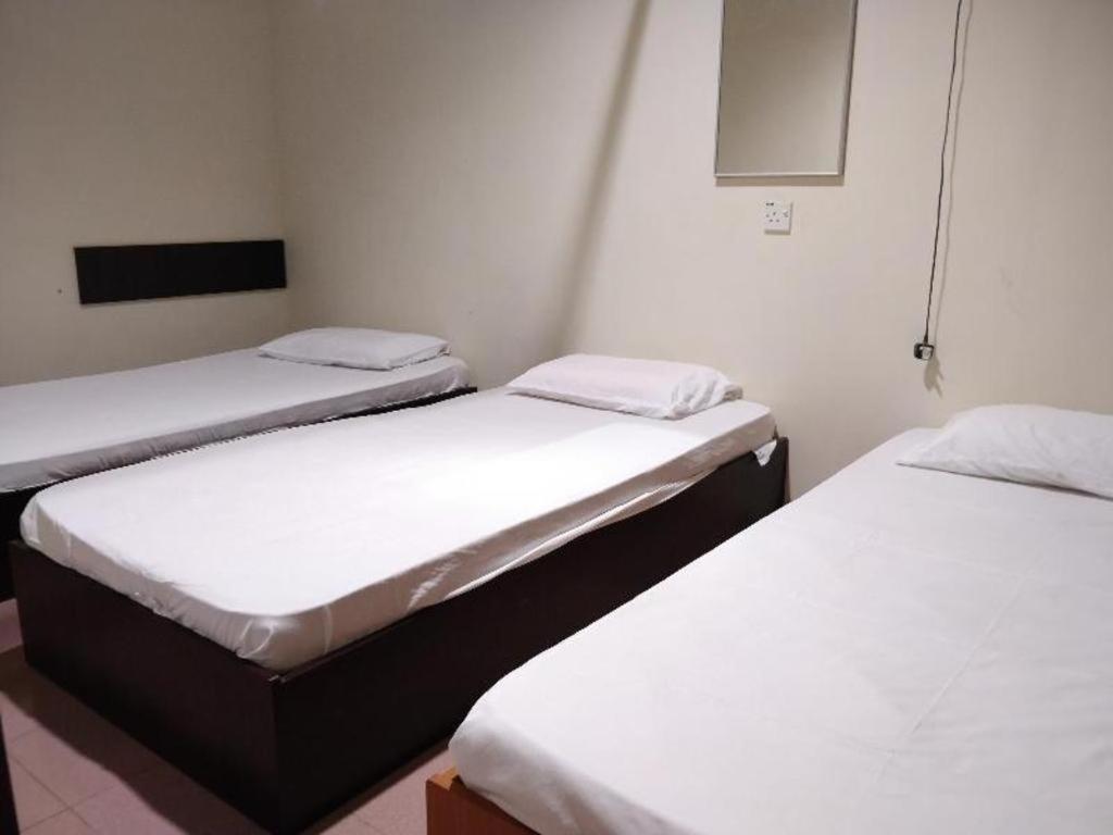 Spot On 89907 Motel Impian Seri Manjung Kültér fotó