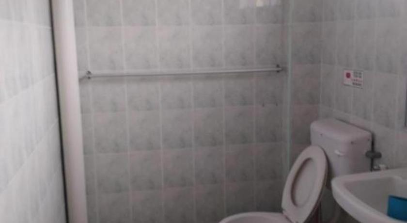Spot On 89907 Motel Impian Seri Manjung Kültér fotó